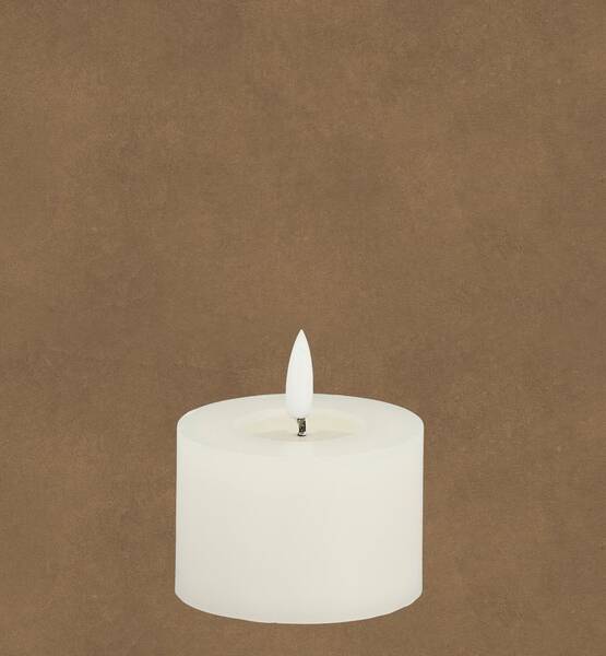 CANDELA BIANCA LED A BATTERIA CON TIMER H5 X D7.5 CM